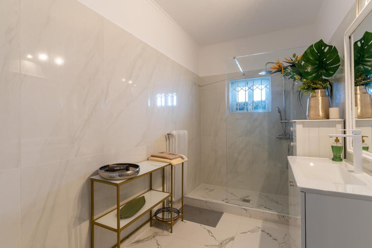 Ostello Ioanna'S Hellenic Hospitality Atene Esterno foto