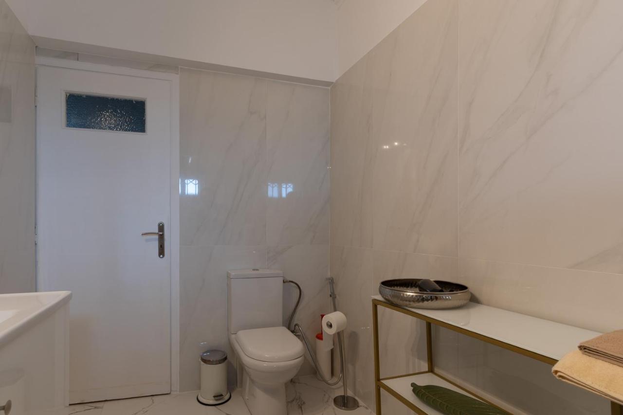 Ostello Ioanna'S Hellenic Hospitality Atene Esterno foto