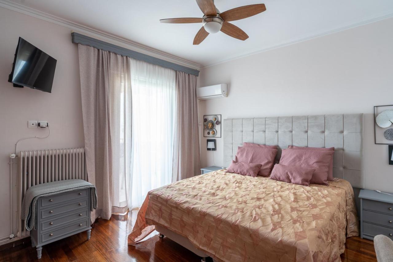 Ostello Ioanna'S Hellenic Hospitality Atene Esterno foto